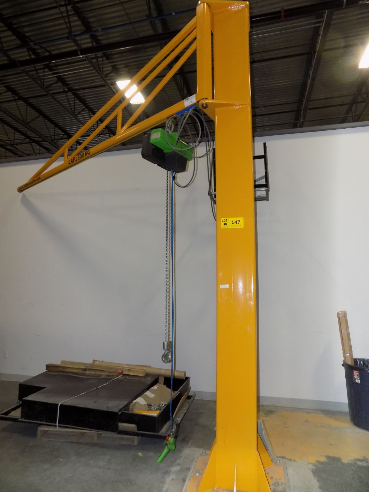 SMAK-MANUTENTION 1/2 TON CAPACITY JIB CRANE WITH 1/2 TON CAPACITY ELECTRIC CHAIN HOIST - Image 3 of 3