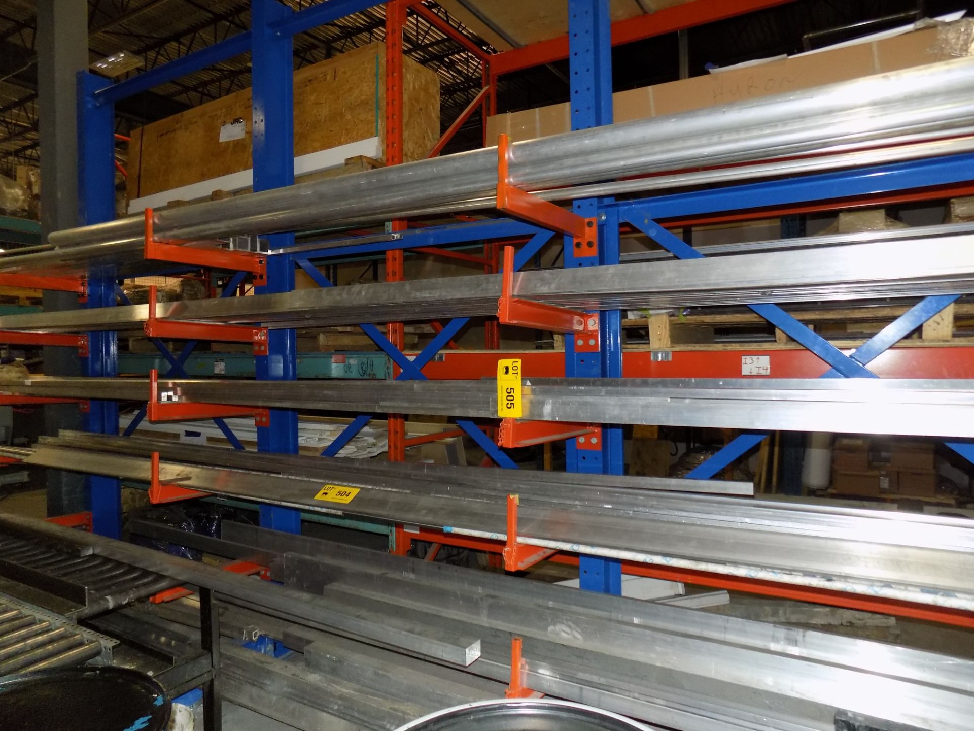 CANTILEVER RACK