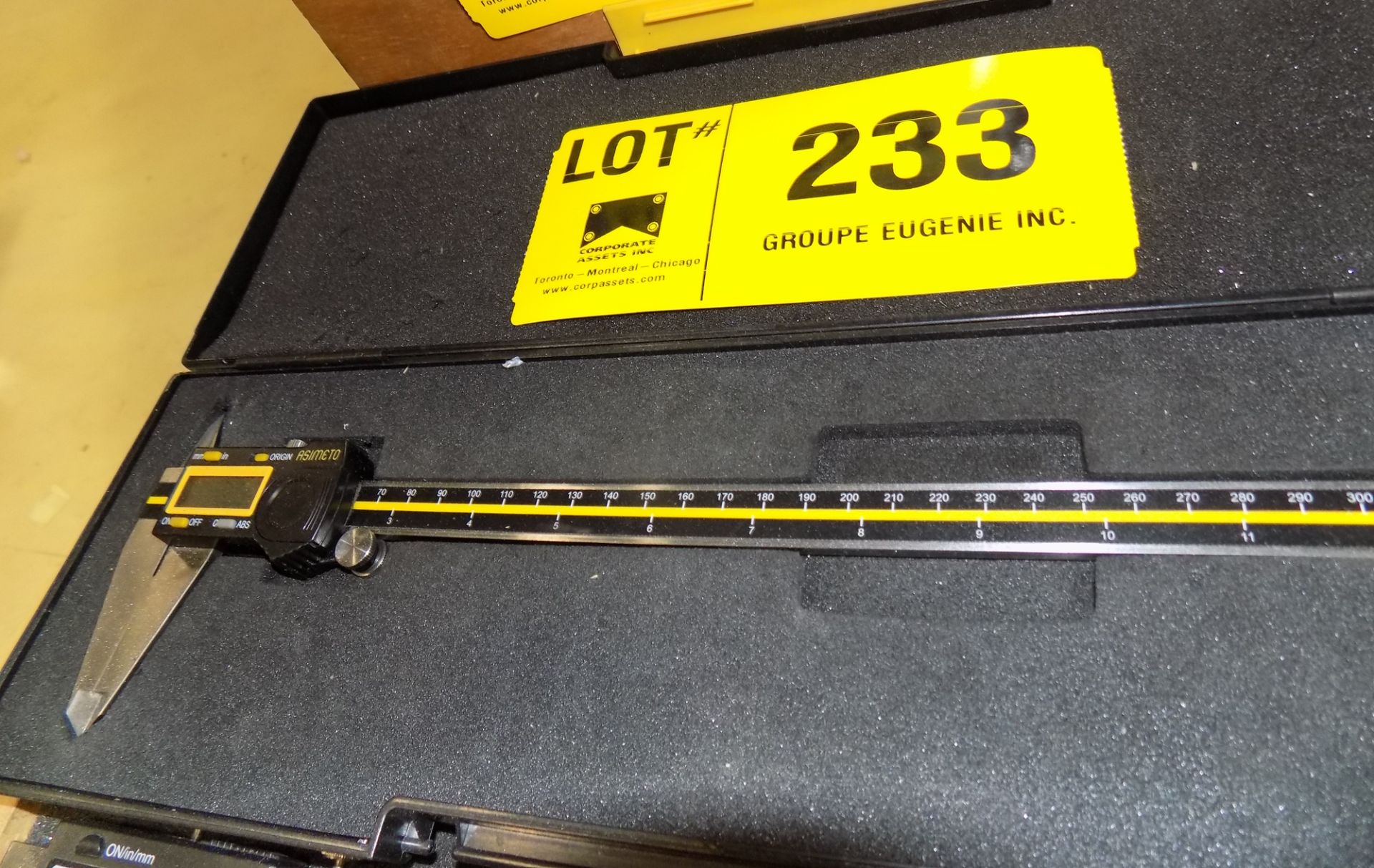 ASIMETO 300MM DIGITAL VERNIER CALIPER