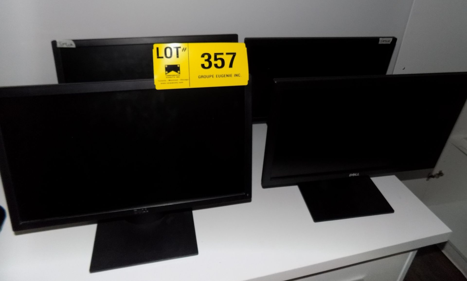 LOT/ FLATSCREEN MONITORS