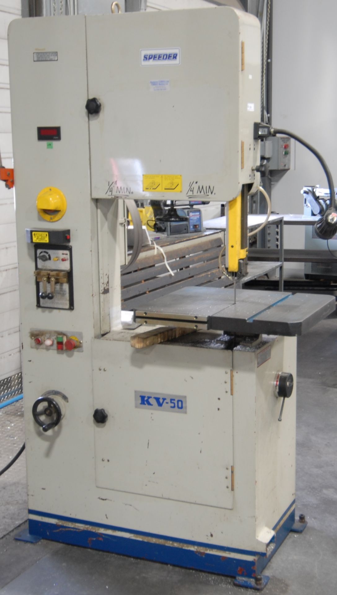 SPEEDER (2006) KV-50 VERTICAL BAND SAW WITH 20" THROAT, 12" MAX WORKPIECE HEIGHT, 23.50"X19.50"