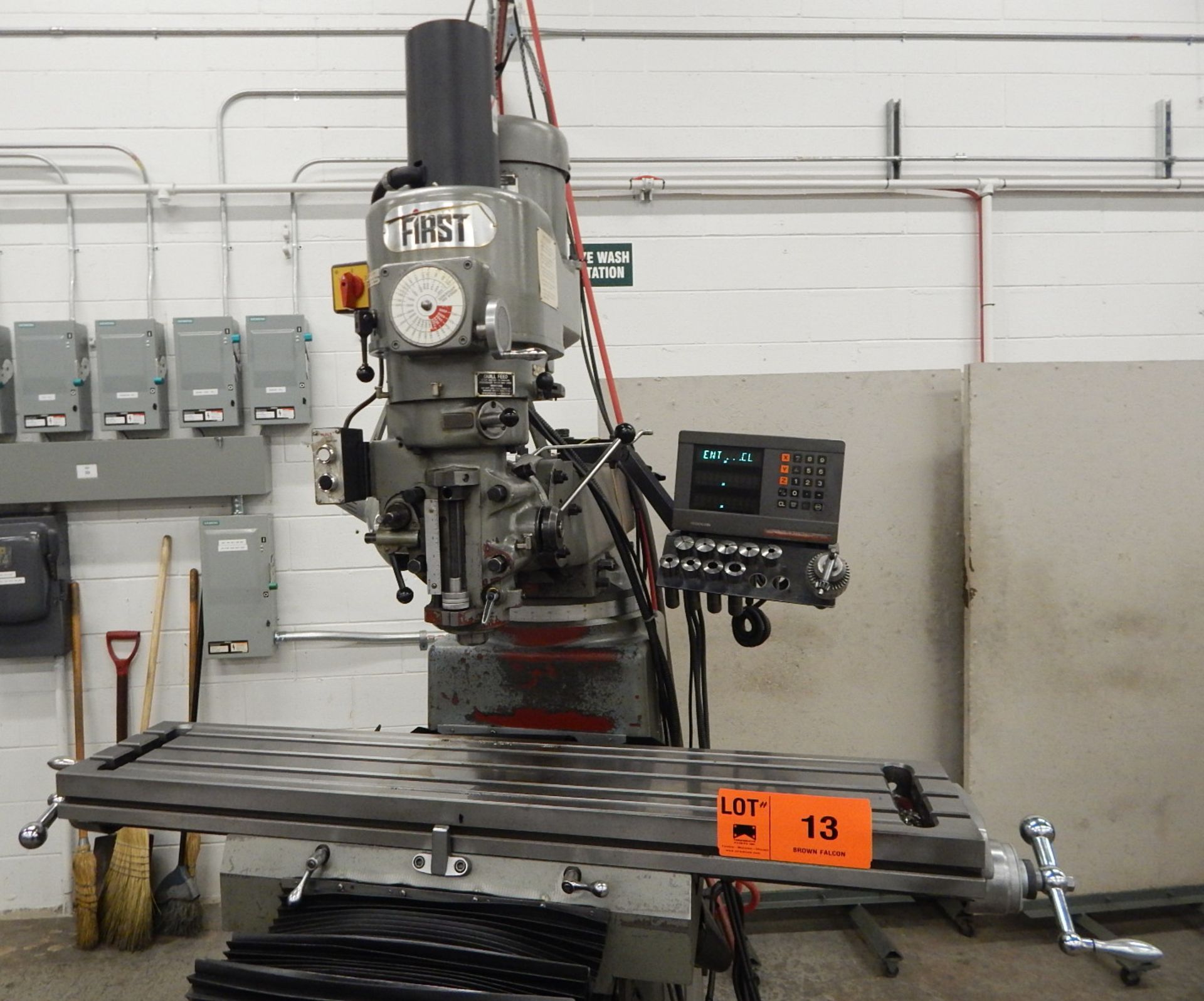FIRST TURRET MILLING MACHINE WITH SPEEDS TO 4500 RPM, 43.5" X 10" T-SLOT TABLE WITH HEIDENHAIN 2 - Image 3 of 4