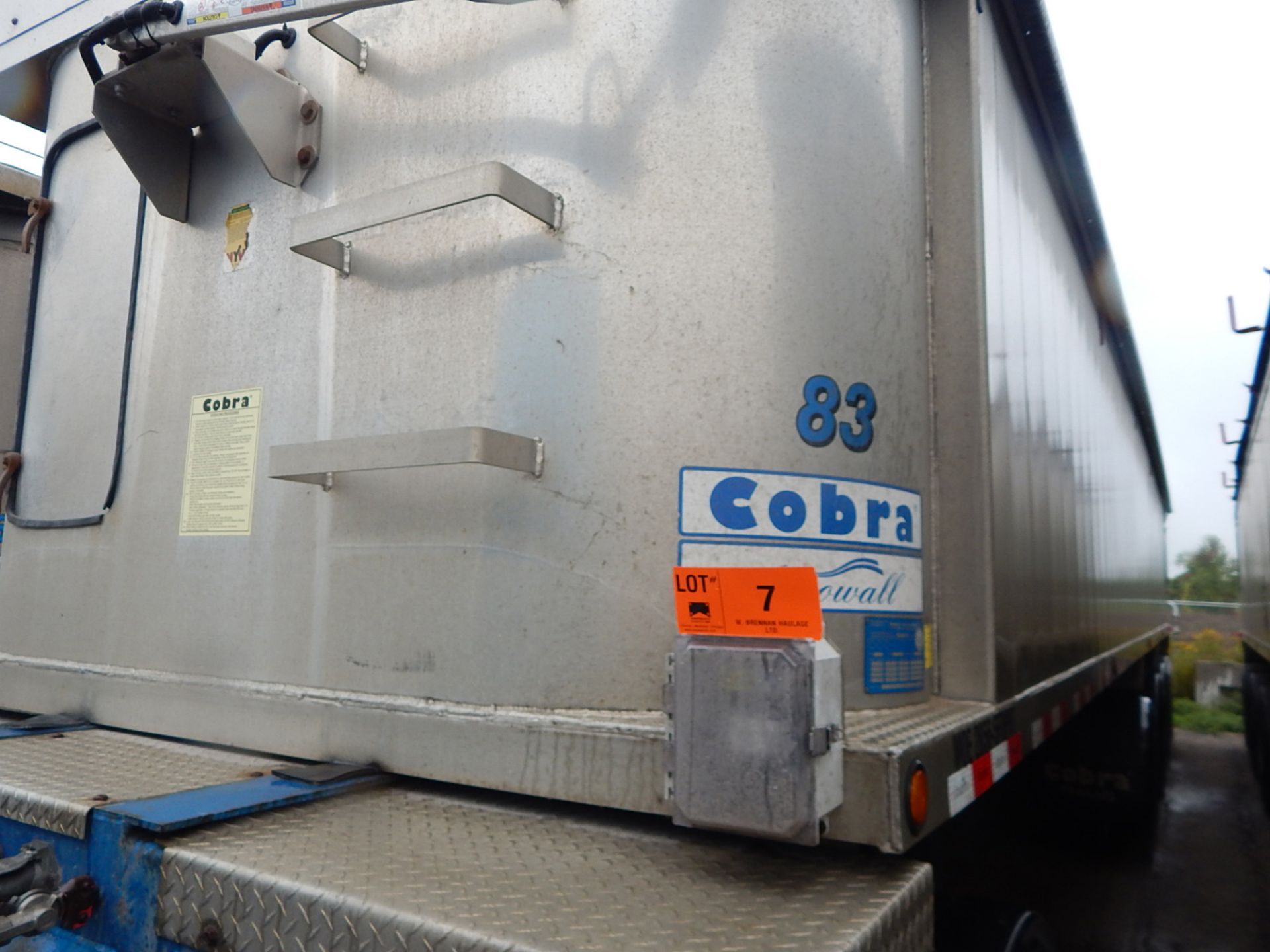 COBRA (2013) QUAD-AXLE ALUMINUM END DUMP BOX TRAILER WITH COMPOSITE FLOOR, 39-40 METRIC TON - Image 3 of 16