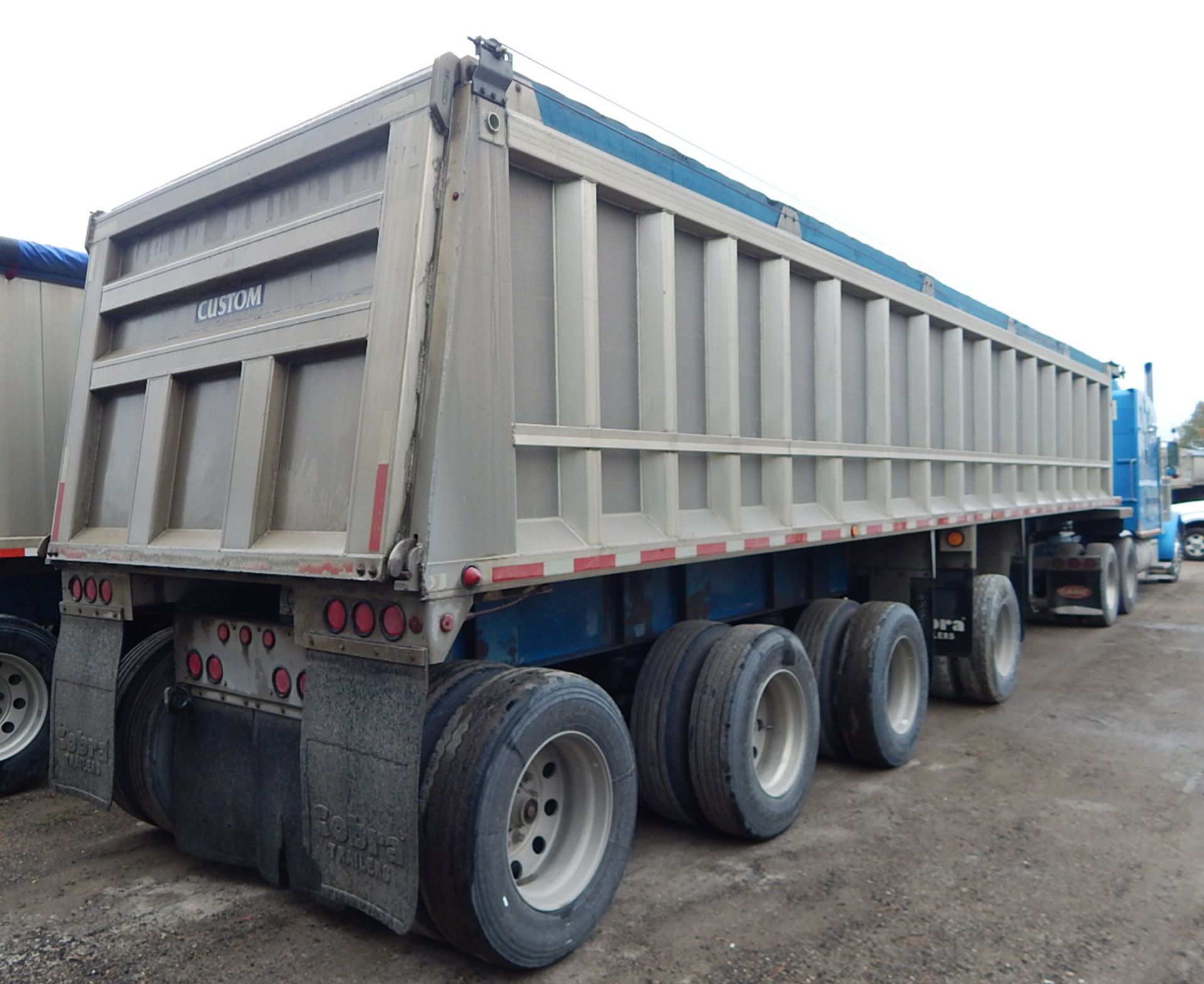 CUSTOM (2006) QUAD-AXLE ALUMINUM END DUMP BOX TRAILER WITH COMPOSITE FLOOR, 39-40 METRIC TON - Image 14 of 15