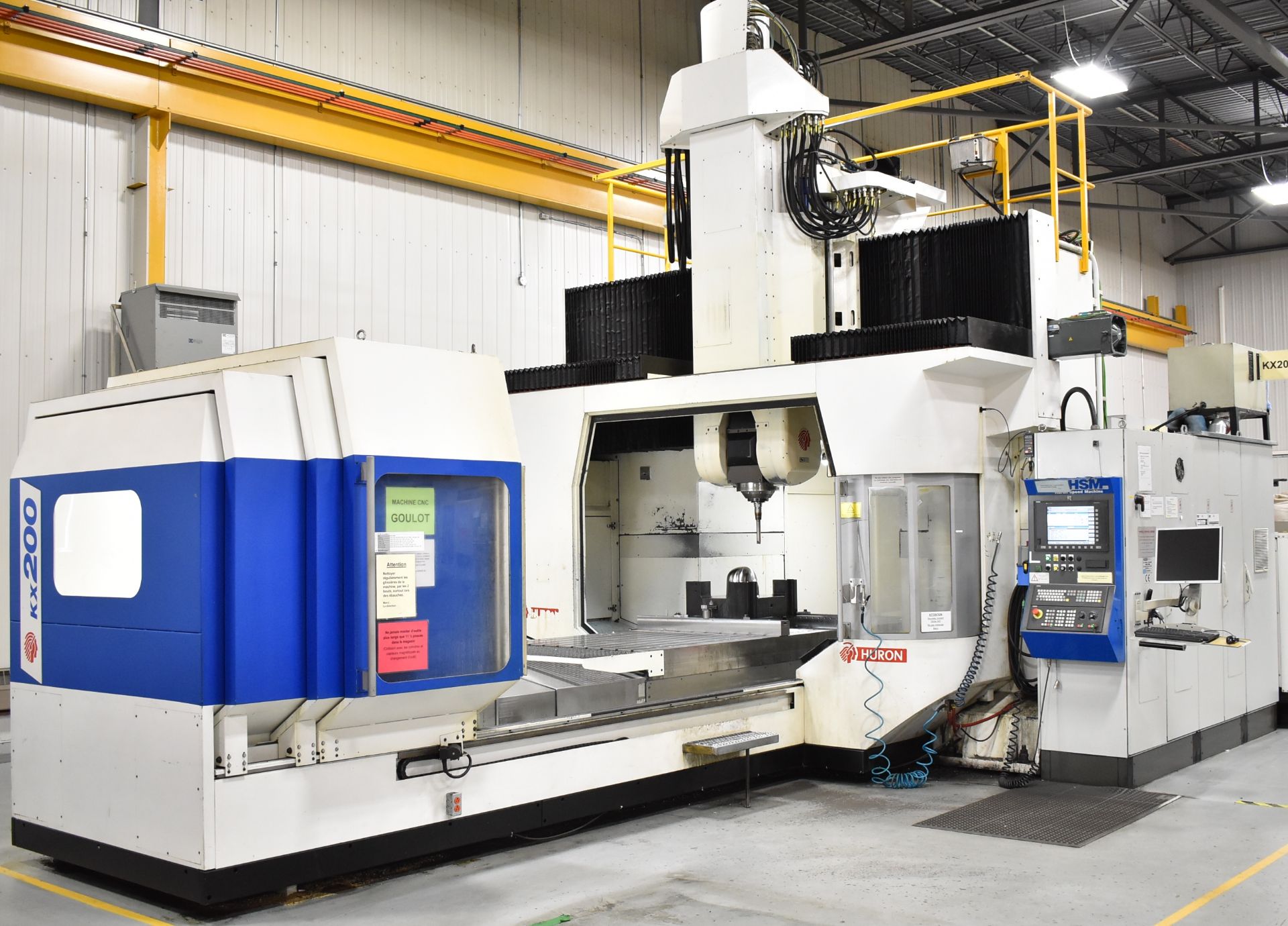 HURON (2007) KX200 5 AXIS GANTRY TYPE CNC VERTICAL MACHINING CENTER WITH SIEMENS SINUMERIK CNC