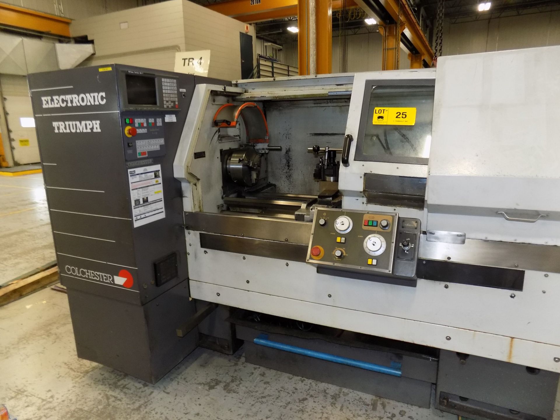 COLCHESTER ELECTRONIC TRIUMPH CNC LATHE WITH FANUC SERIES 20-T CNC CONTROL, 15.75" SWING OVER BED, - Image 4 of 9