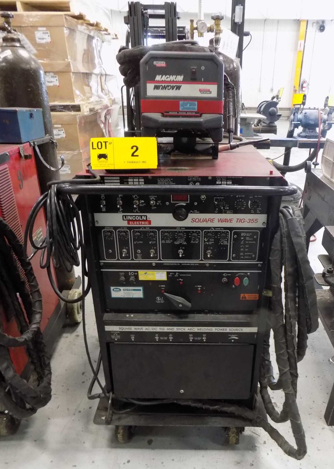 LINCOLN ELECTRIC SQUAREVAWE TIG-355 DIGITAL TIG WELDER WITH CABLES AND GUN, S/N U1970816174