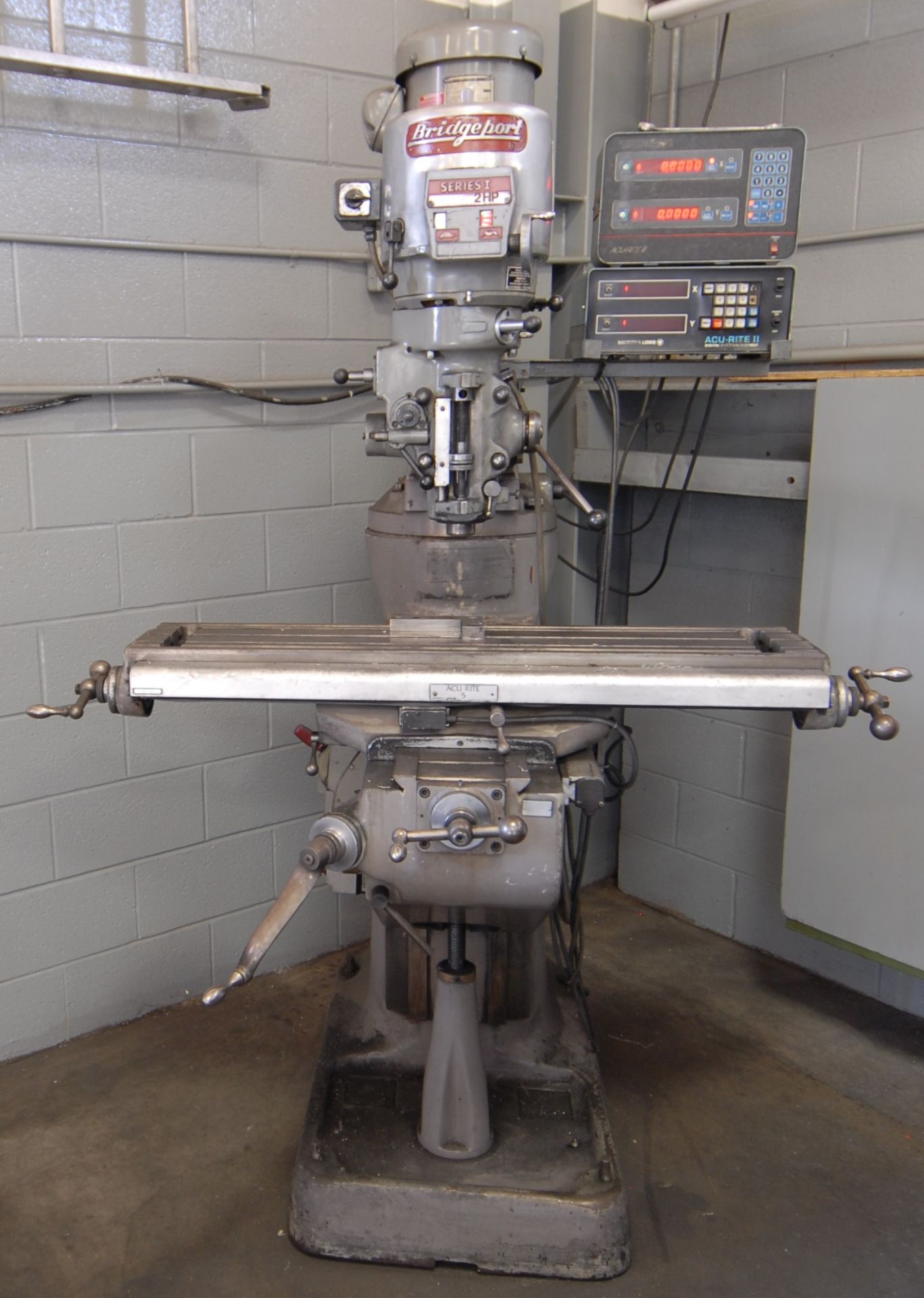 BRIDGEPORT SERIES I VERTICAL TURRET MILL WITH 42"X9" TABLE, SPEEDS TO 4200 RPM, 2 HP, ACCURITE 2