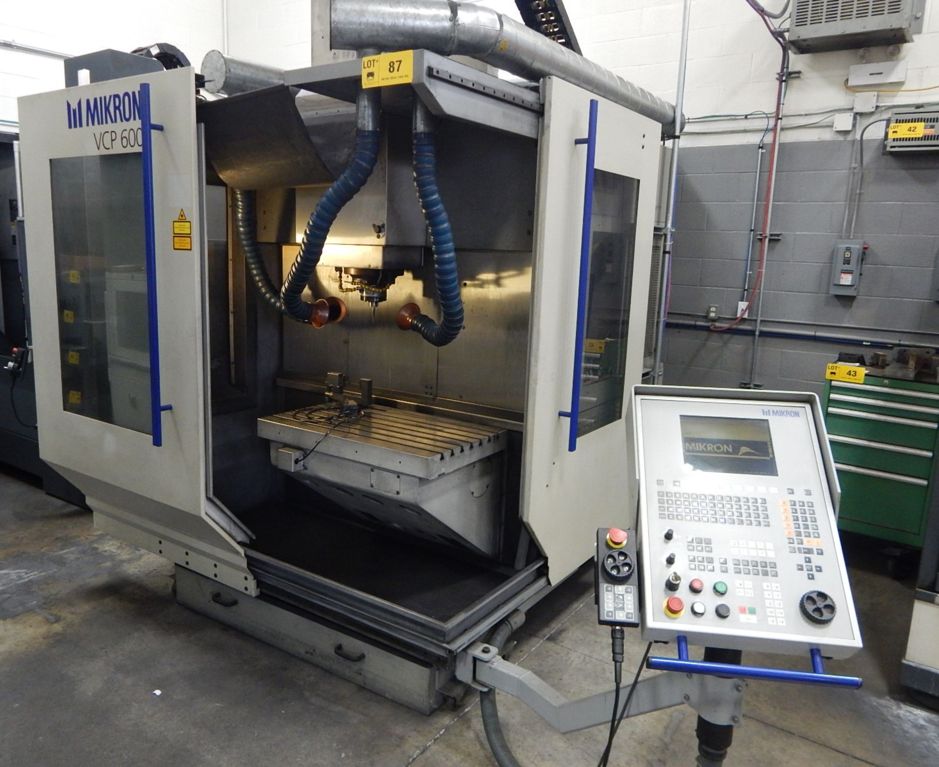 MIKRON VCP600-HS HIGH SPEED CNC VERTICAL MACHINING CENTER WITH HEIDENHAIN TCN 430 CNC CONTROL, 33. - Image 3 of 5