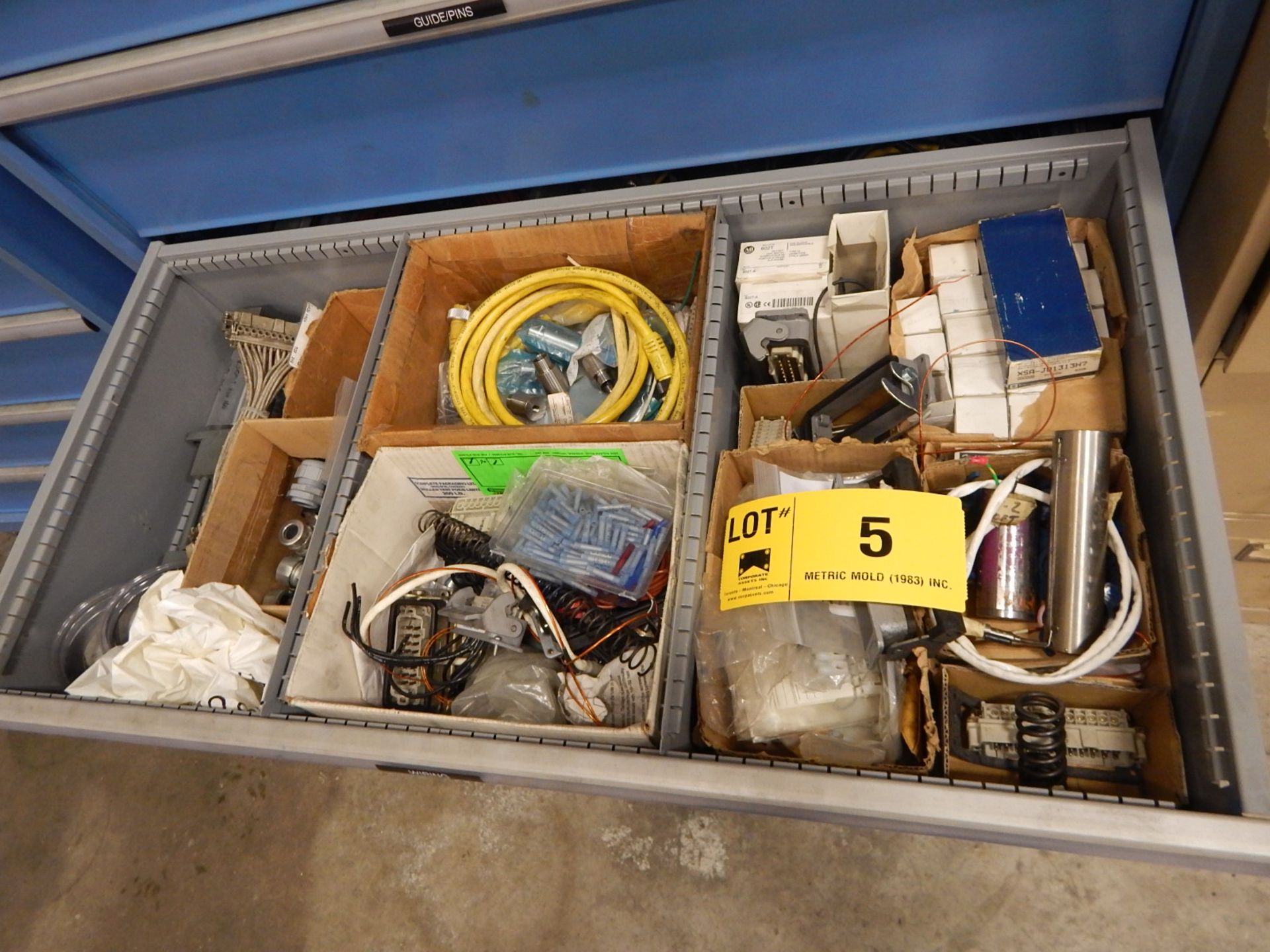 LOT/ CONTENTS OF CABINET CONSISTING OF MISC LEADER PINS, GUIDE PINS, AND ASSORTED WIRING (BUILDING - Image 4 of 6