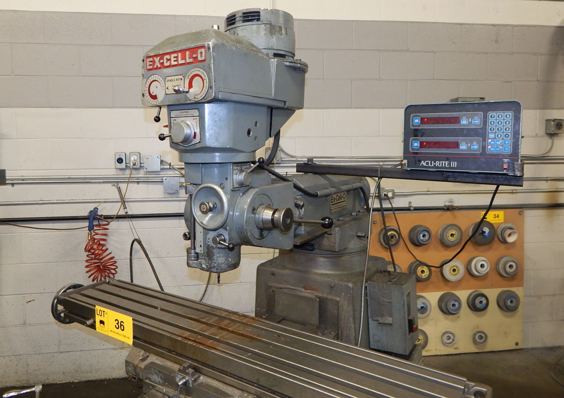 EX-CELL-O MODEL 602 VERTICAL TURRET MILL WITH 48"X9" TABLE SPEEDS TO 4000 RPM, ACCURITE III 2 AXIS - Image 2 of 3