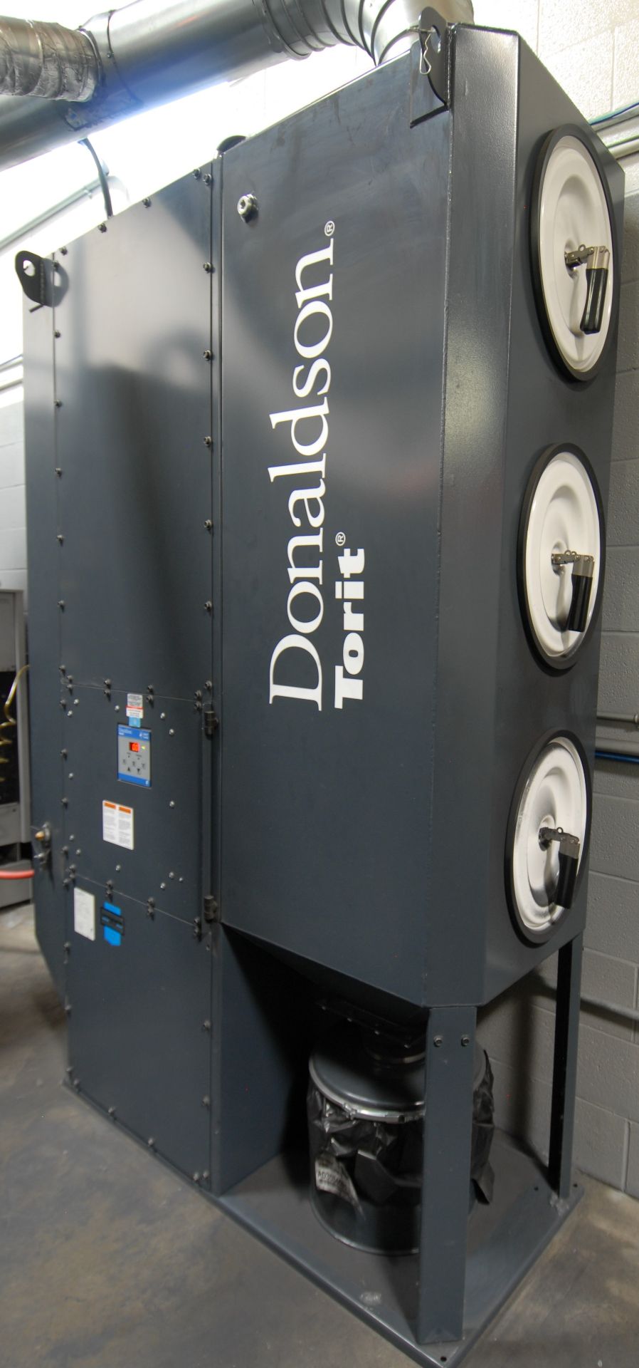 DONALDSON TORIT DOWNFLO OVAL DF03-3 CARTRIDGE TYPE DUST COLLECTOR, S/N: N/A (CI)