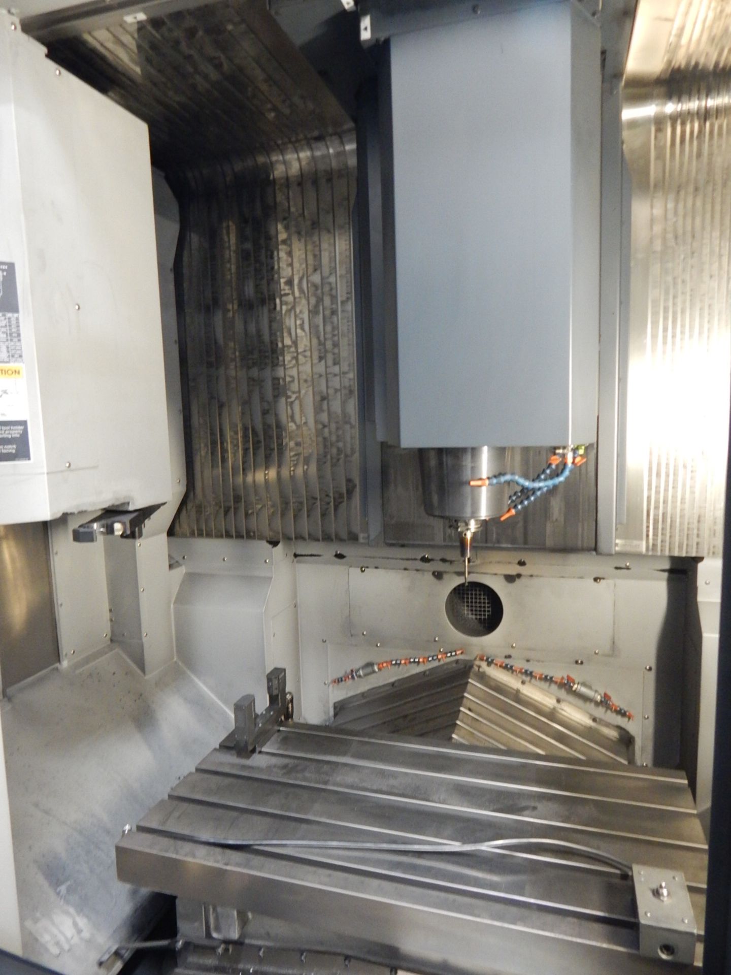 MAKINO (2014) F5 HIGH SPEED CNC VERTICAL MACHINING CENTER WITH MAKINO PROFESSIONAL 5 CNC CONTROL, - Image 7 of 7