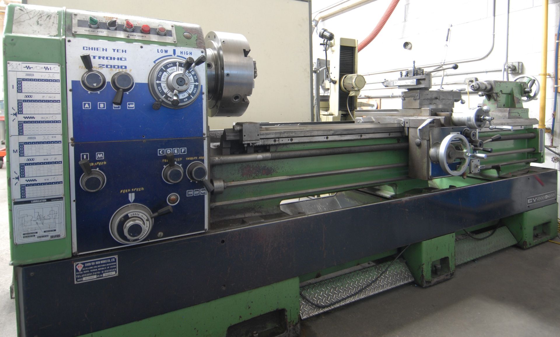 CHIEN YEH STRONG 2000 GAP BED ENGINE LATHE WITH 22" SWING OVER BED, 76" DISTANCE BETWEEN CENTERS, 3"