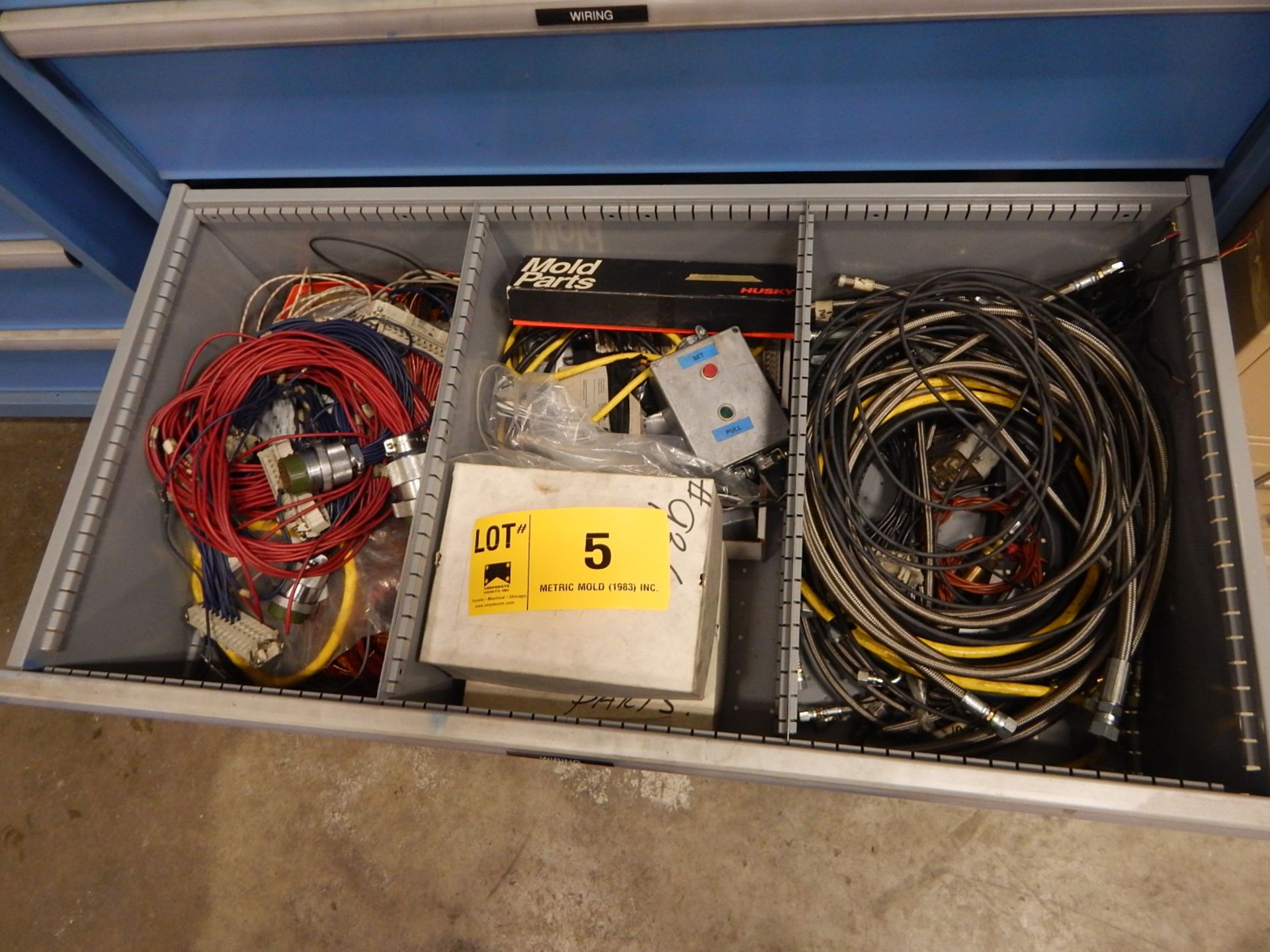 LOT/ CONTENTS OF CABINET CONSISTING OF MISC LEADER PINS, GUIDE PINS, AND ASSORTED WIRING (BUILDING - Image 5 of 6