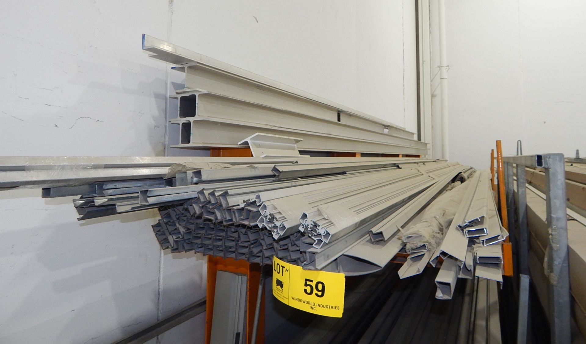 LOT/ GALVANIZED STEEL VARIOUS PROFILES