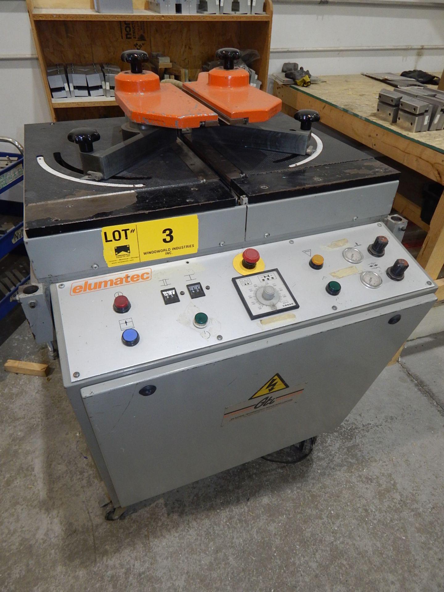 ELUMATEC AKS432 PORTABLE CORNER WELDER WITH 572 DEG F MAX TEMP, 15-90 DEGREE ADJUSTABLE CORNER - Image 3 of 5