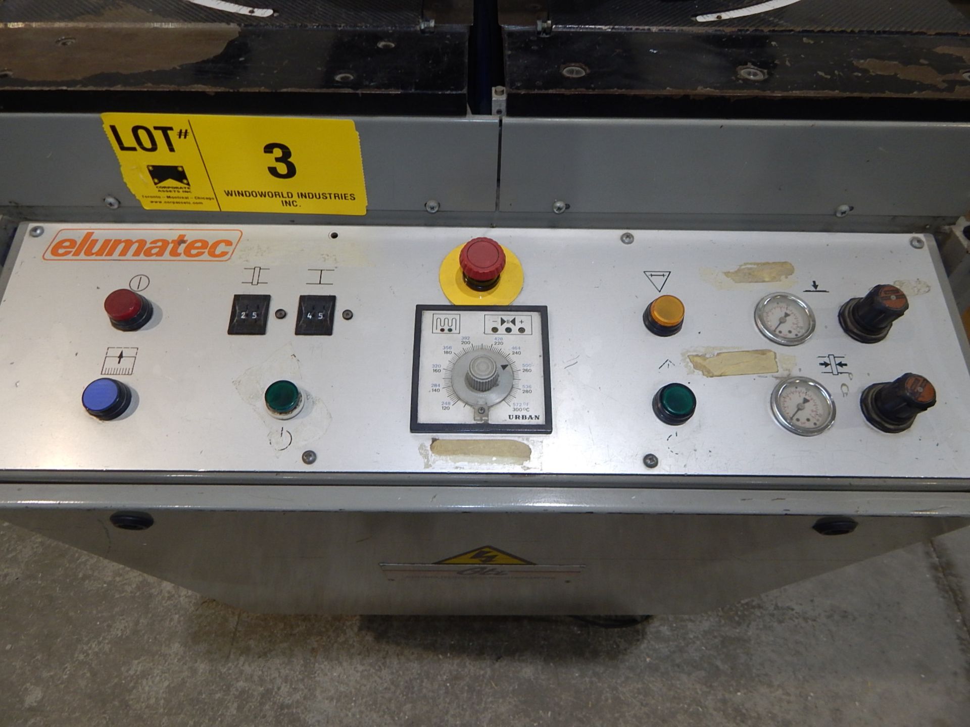 ELUMATEC AKS432 PORTABLE CORNER WELDER WITH 572 DEG F MAX TEMP, 15-90 DEGREE ADJUSTABLE CORNER - Image 4 of 5