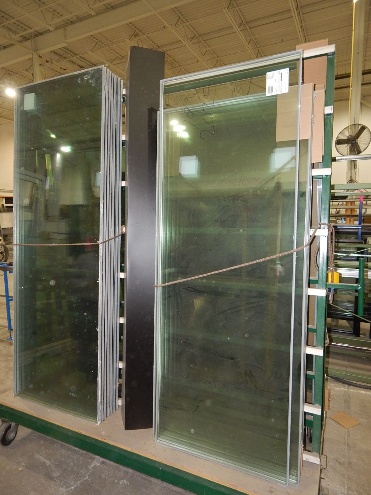 LOT/ VARIOUS SIZES OF SEALED UNIT GLASS - Image 2 of 2