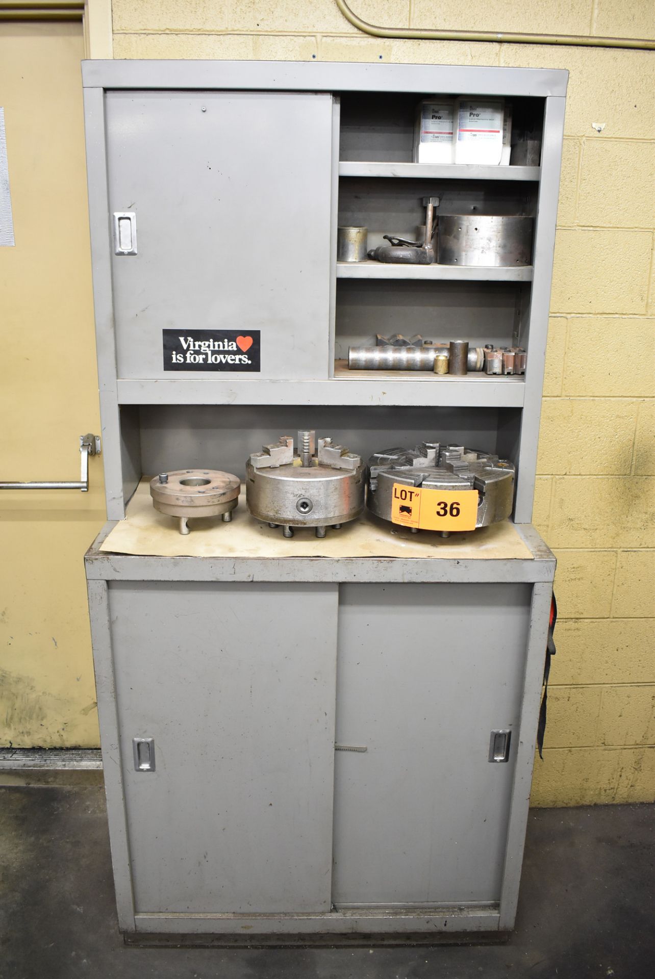 LOT/ STEEL CABINET WITH (3) SPARE LATHE CHUCKS, LATHE TOOLING - Image 2 of 2