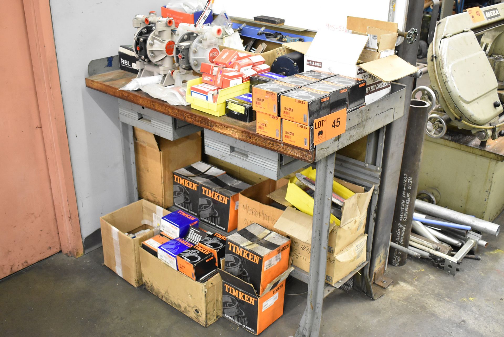 LOT/ WORKBENCH WITH BEARINGS AND SPARE PARTS