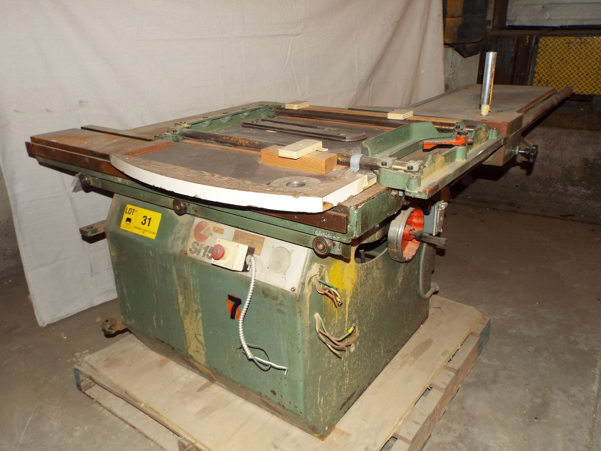 SCM SI15 F SLIDING TABLE SAW WITH 400MM MAX. BLADE DIAMETER, TRAVELS 28", S/N: N/A - Image 2 of 3