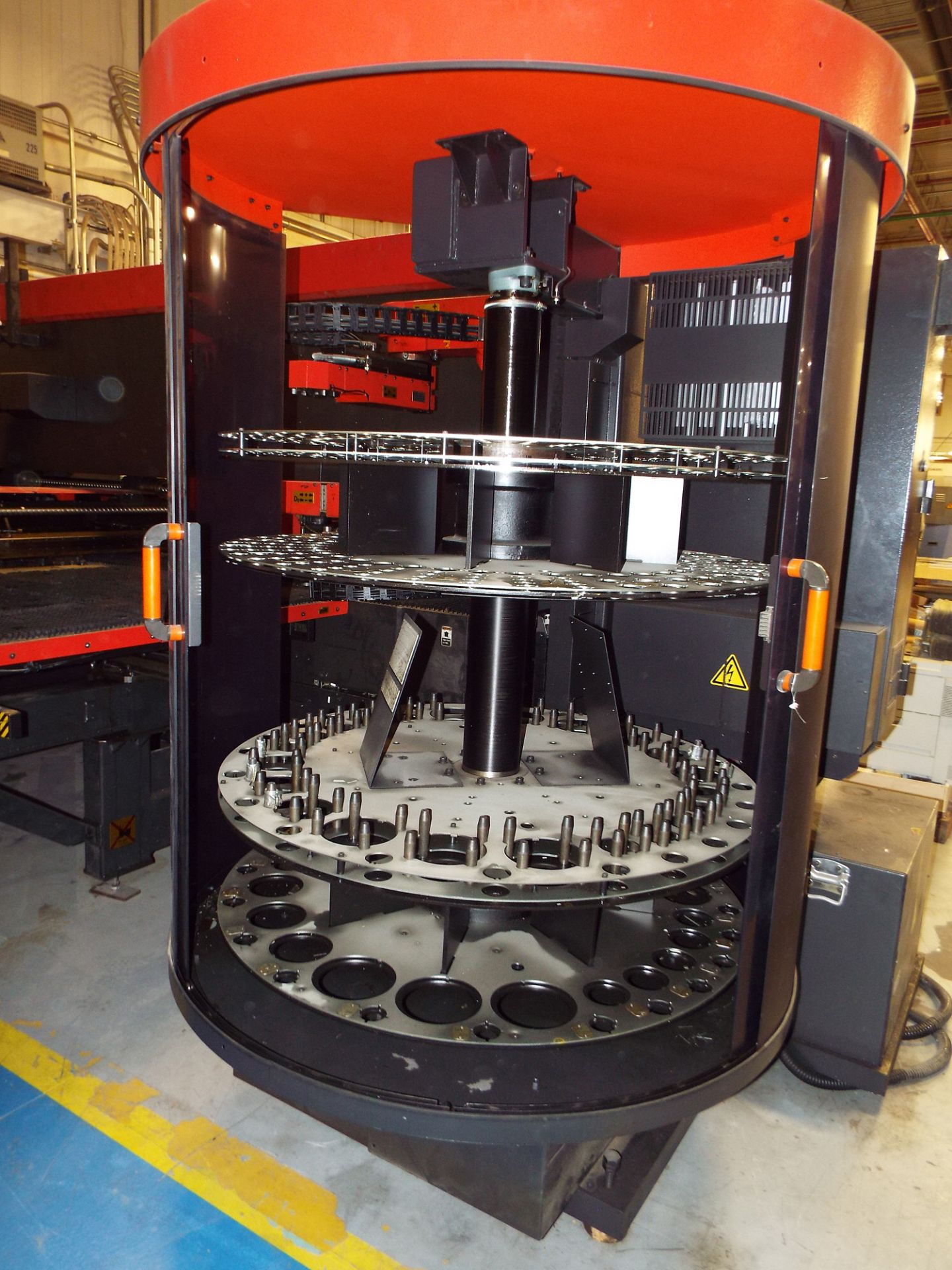 AMADA VIPROS Z3510 30TON CNC TURRET PUNCH, WITH FANUC SERIES 18-P CNC CONTROL, 98"X49" MAX. SHEET - Image 8 of 17