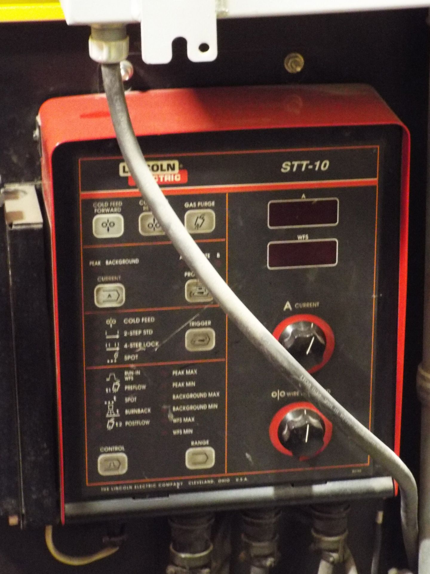 LINCOLN ELECTRIC STT II MIG WELDER WITH LINCOLN ELECTRIC STT 10 WIRE FEEDER CONTROLLER, S/N: N/A - Image 2 of 3