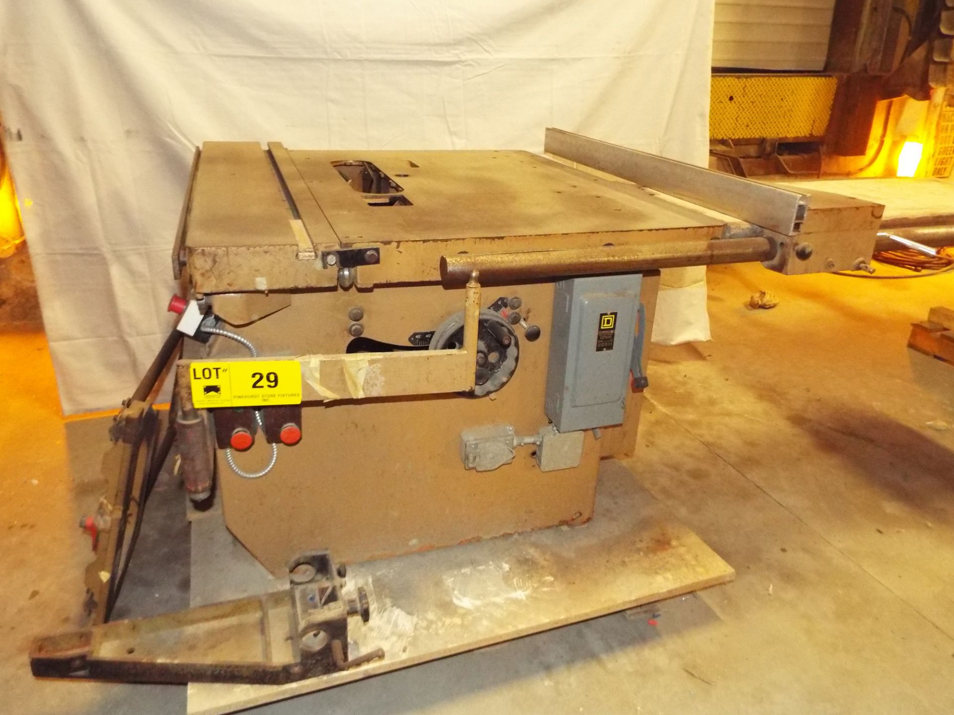 SCM SI15 F SLIDING TABLE SAW WITH 400MM MAX. BLADE DIAMETER, TRAVELS 28", S/N: N/A - Image 2 of 3