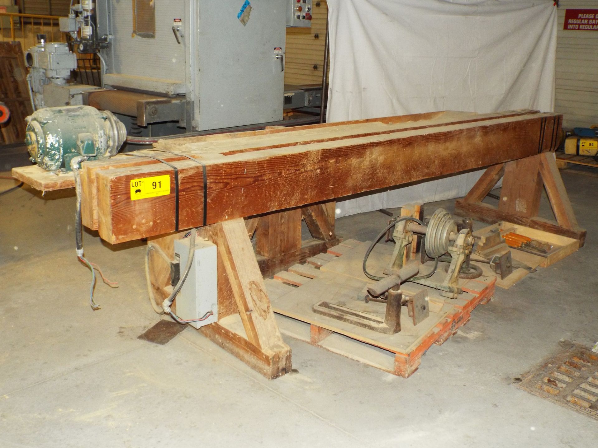 PINEHURST CUSTOM BUILT WOOD LATHE WITH ACCESSORIES, S/N: N/A