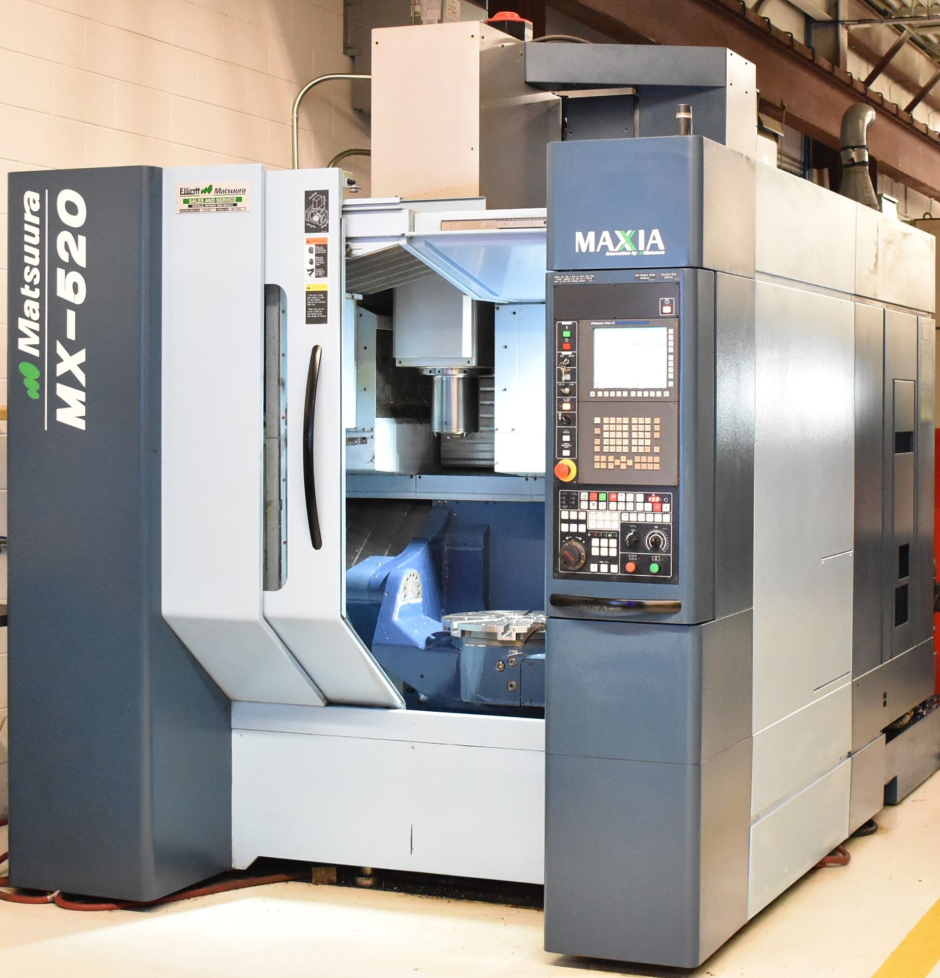 MATSUURA (2014) (INSTALLED NEW IN 2015) MX-520 5 AXIS CNC VERTICAL MACHINING CENTER WITH MATSUURA