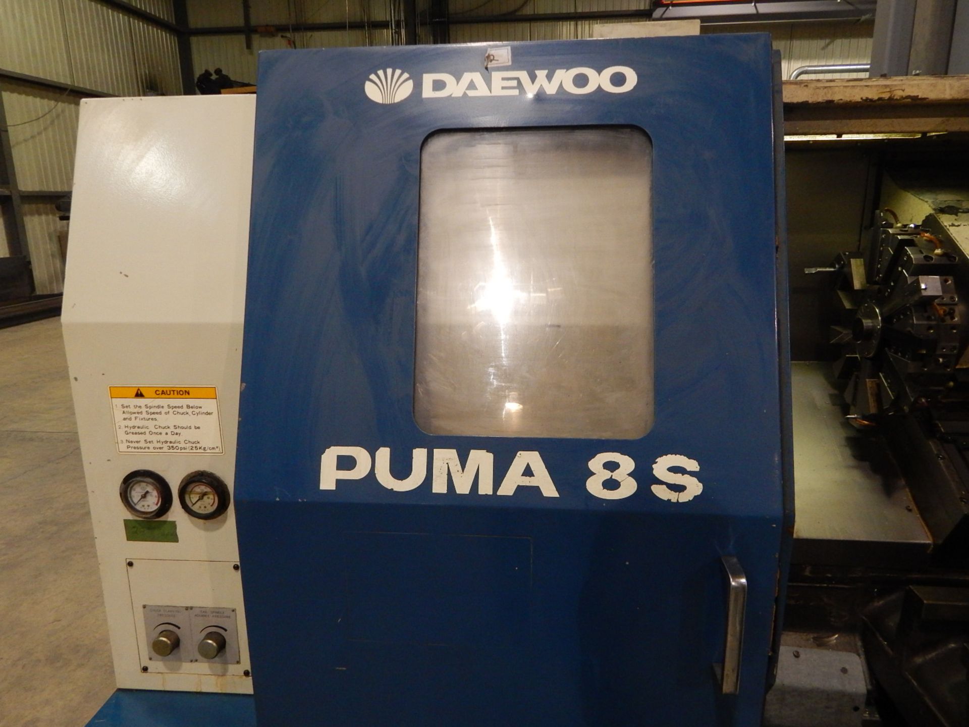 DAEWOO PUMA 8S CNC TURNING CENTER WITH MITSUBISHI CNC CONTROL, 21" SWING, 22" CENTERS, KITAGAWA 8" - Image 8 of 15