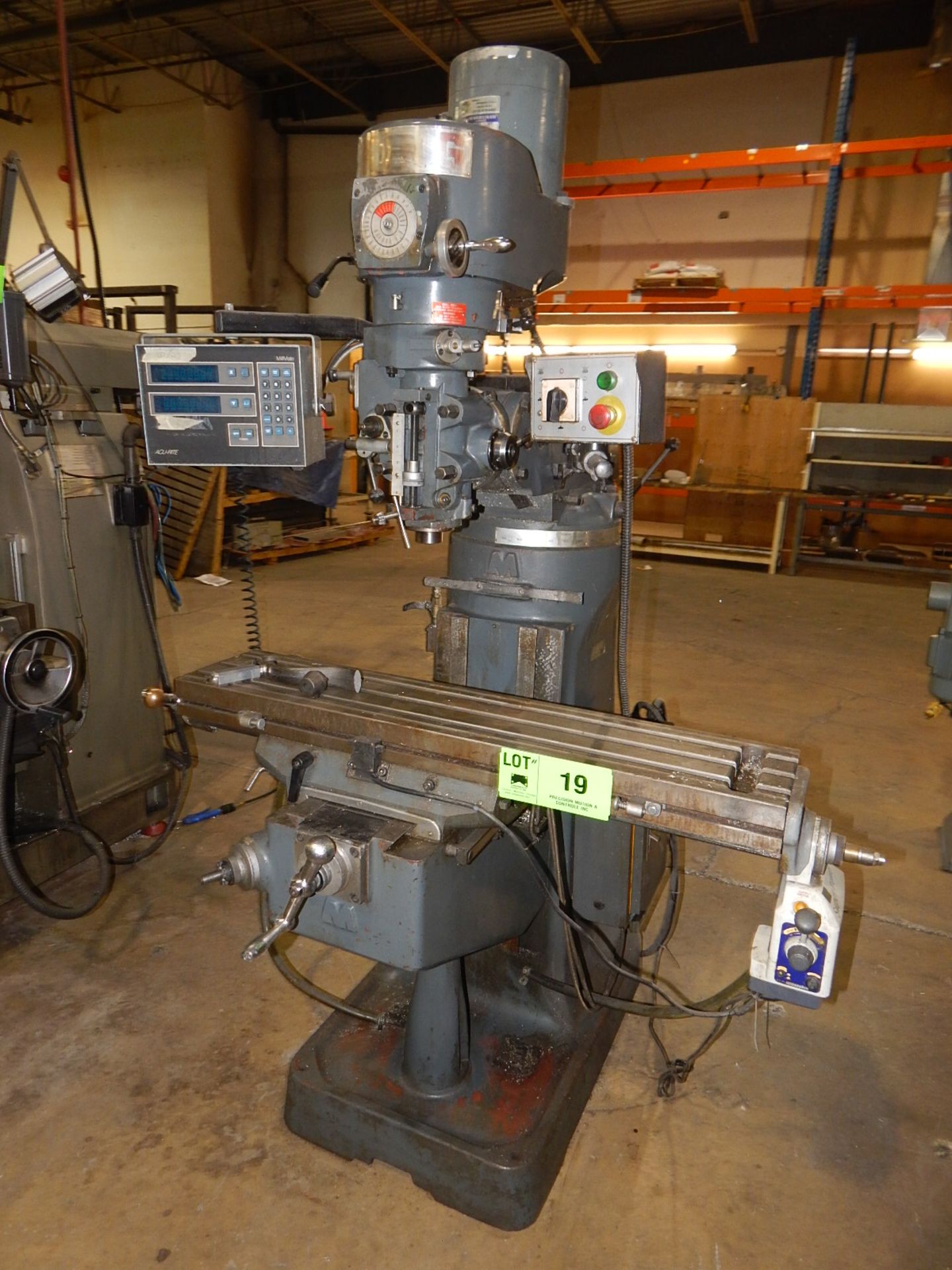 KING KC-942VS VERTICAL TURRET MILLING MACHINE WITH 42"X9" TABLE, SPEEDS TO 4250 RPM INFINITELY - Image 3 of 7