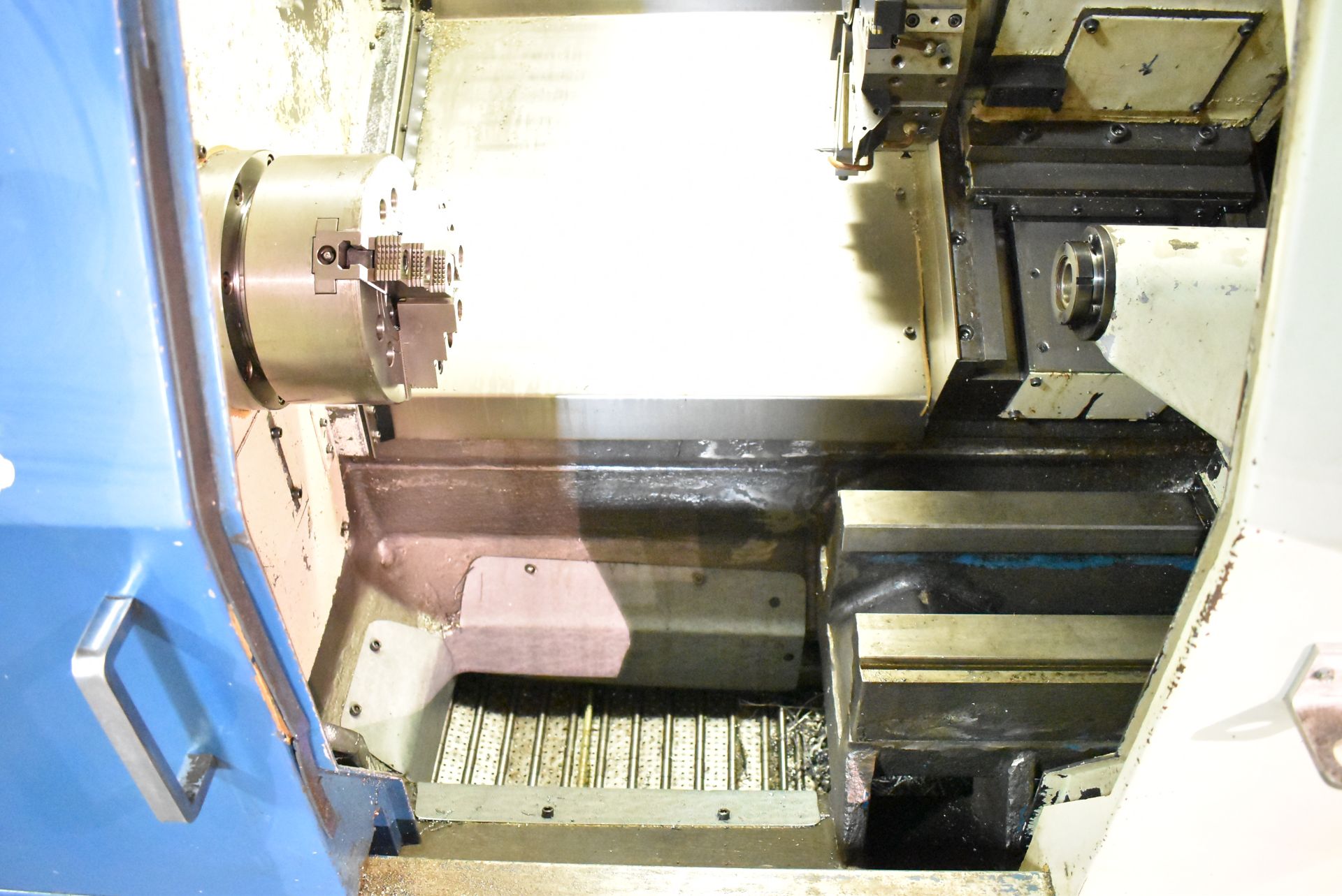 DAEWOO PUMA 8S CNC TURNING CENTER WITH MITSUBISHI CNC CONTROL, 21" SWING, 22" CENTERS, KITAGAWA 8" - Image 15 of 15
