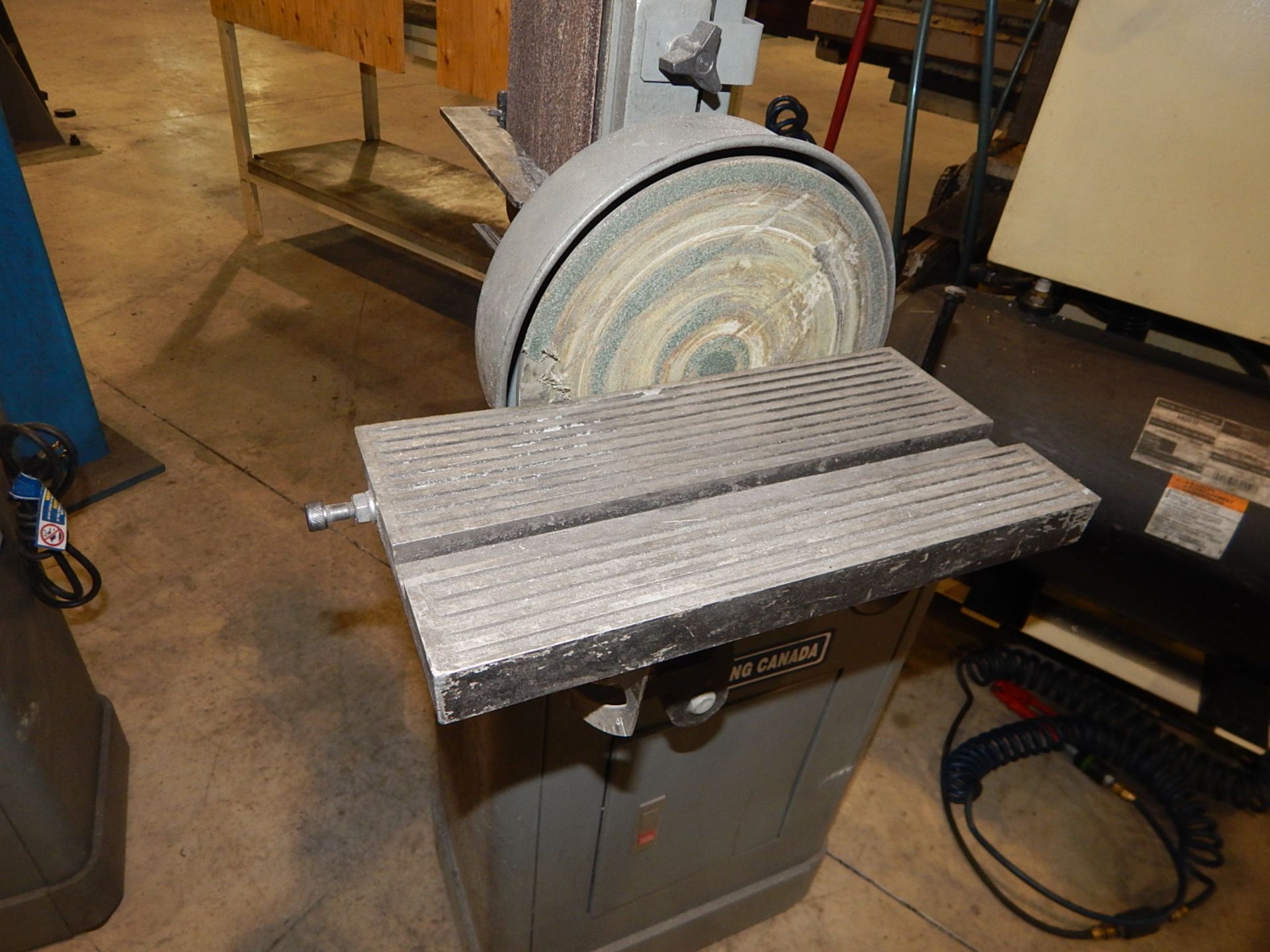 KING KC-760L FLOOR TYPE COMBINATION 6"X48" BELT, 9" DISC SANDER, S/N: N/A - Image 2 of 3