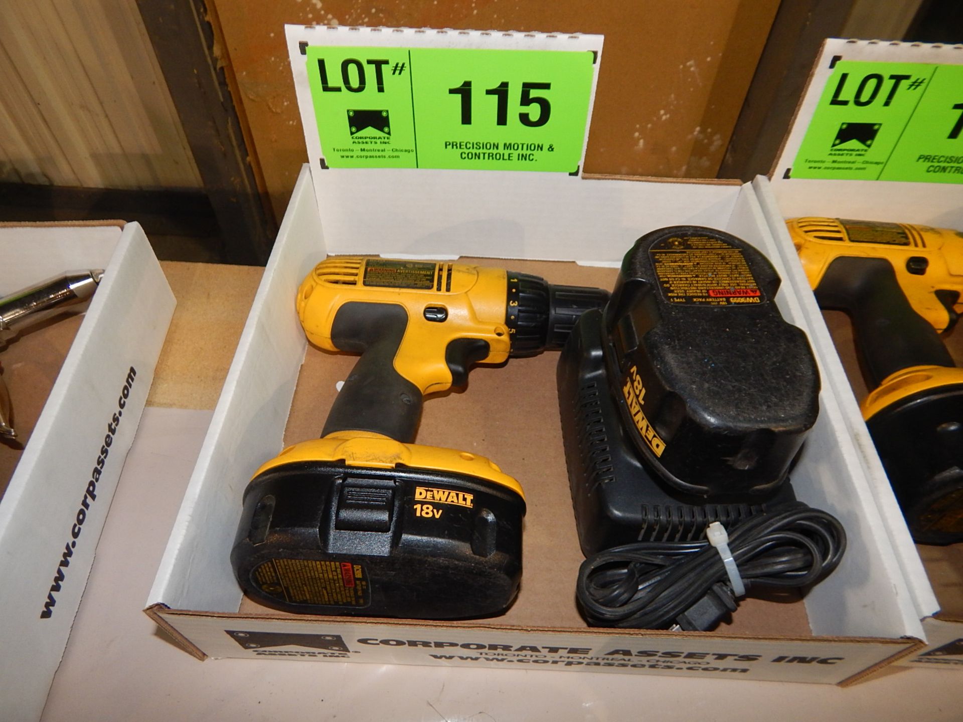 LOT/ 18V DEWALT CORDLESS DRILL WITH (2) BATTERIES AND (2) CHARGERS