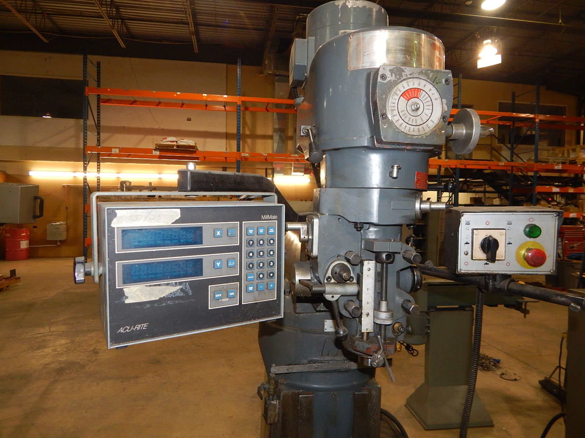 KING KC-942VS VERTICAL TURRET MILLING MACHINE WITH 42"X9" TABLE, SPEEDS TO 4250 RPM INFINITELY - Image 5 of 7