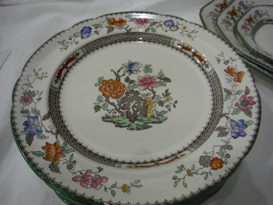 Copeland Spode 'Chinese Rose' dinner ware to include 11 plates and three graduated serving platters - Bild 2 aus 9