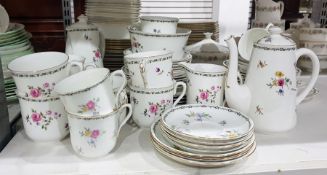 Shelley 'Lowestoft' pattern part teaware and various further Shelley part tea ware