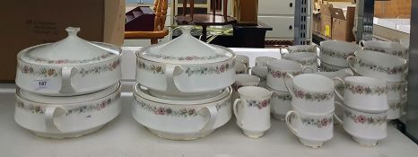 Large quantity of Paragon 'Belinda' dinner, tea and coffee ware to include four tureens, 12 dinner p