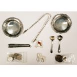 Silver cheroot holder case, two silver salt spoons, two continental white metal miniature pin trays,