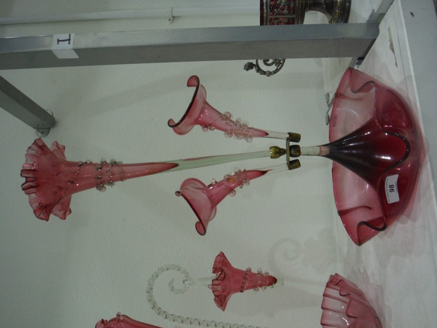 Pink glass epergne with three bowls as flowerheads, 55cm high - Image 2 of 7