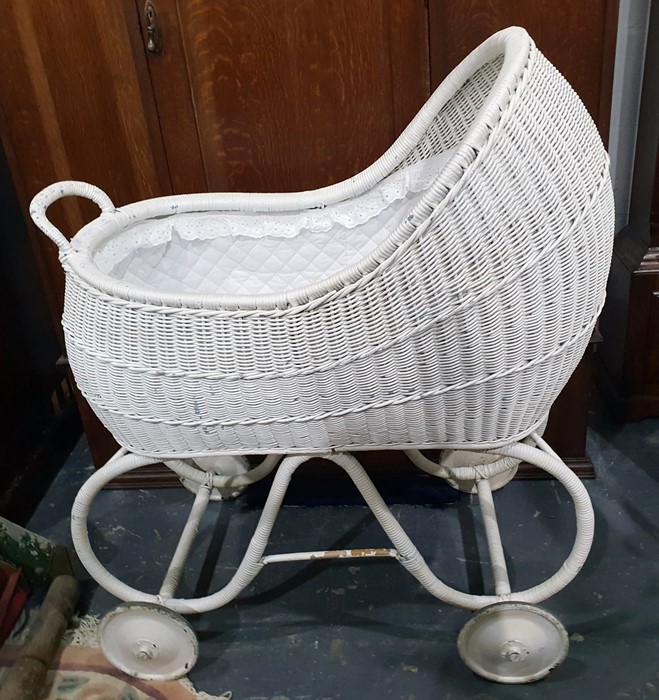 Vintage baby's crib in white painted cane (came from the States approximately 80 years ago)