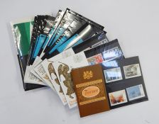 Extensive collection, mainly GB UMM booklets and sheets of stamps, circa 1960-2010, many booklets