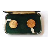 Two 1959 sovereigns in green presentation box