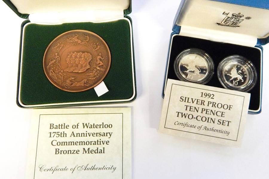 Battle of Waterloo 175th anniversary commemorative bronze medal with certificate with 1992 silver