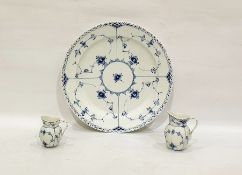 Royal Copenhagen blue and white porcelain charger, pattern no. 1/539 and two similar graduated