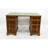 20th century pedestal desk, 121.5cm