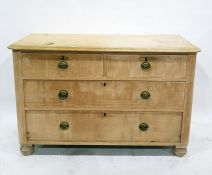 Late 19th/early 20th century pine chest of two short over two long drawers, to turned feet, 121.5cm