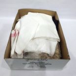 Quantity of linen to include damask tablecloths, napkins, etc